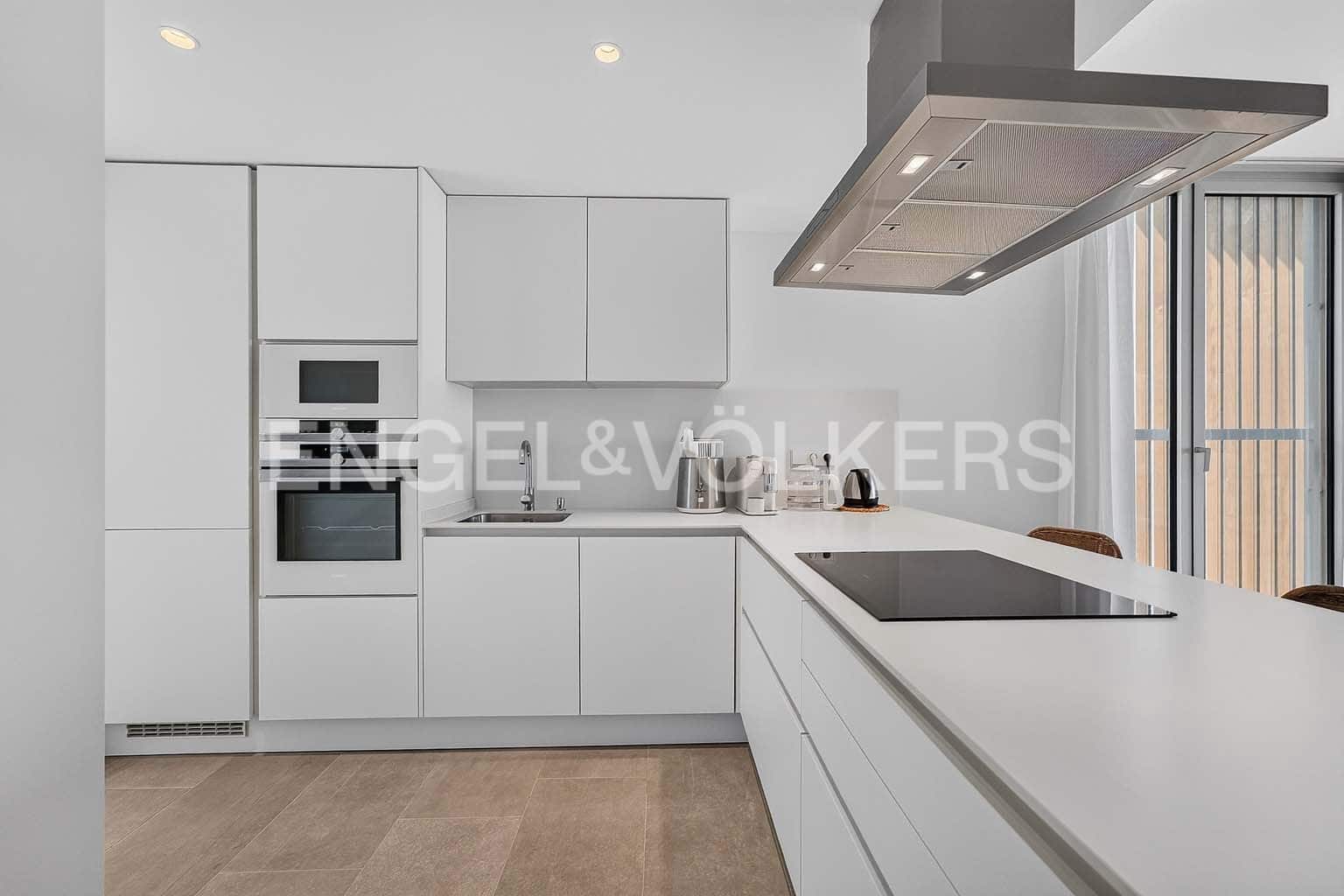 2 quarto Apartamento para venda em Guia de Isora com piscina garagem - 1 150 000 € (Ref: 10113290)