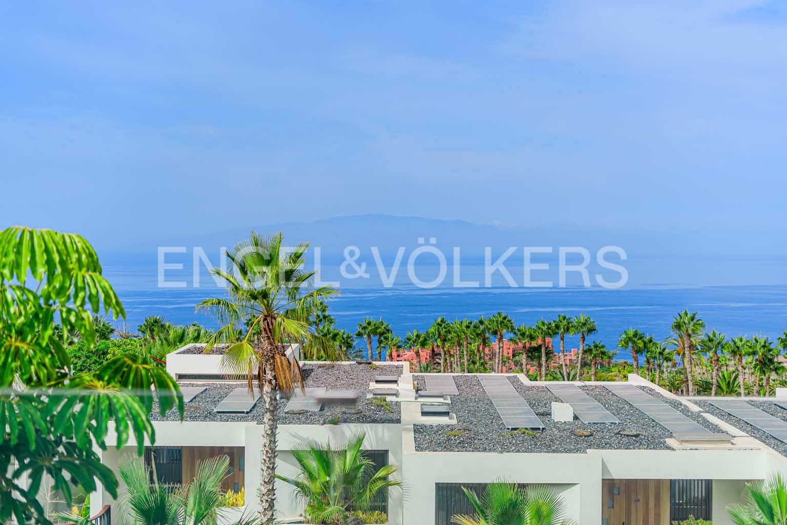 2 quarto Apartamento para venda em Guia de Isora com piscina garagem - 1 150 000 € (Ref: 10113290)