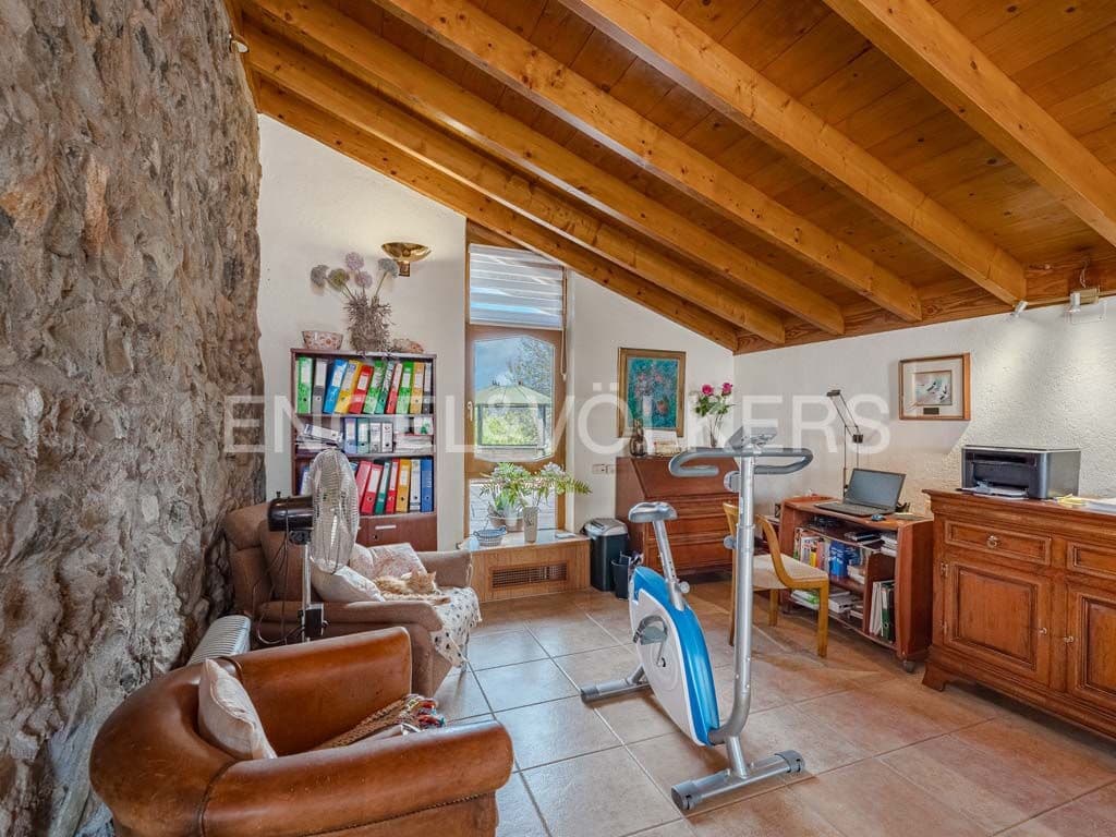 3 bedroom Villa for sale in Arona with pool garage - € 2,800,000 (Ref: 10113292)