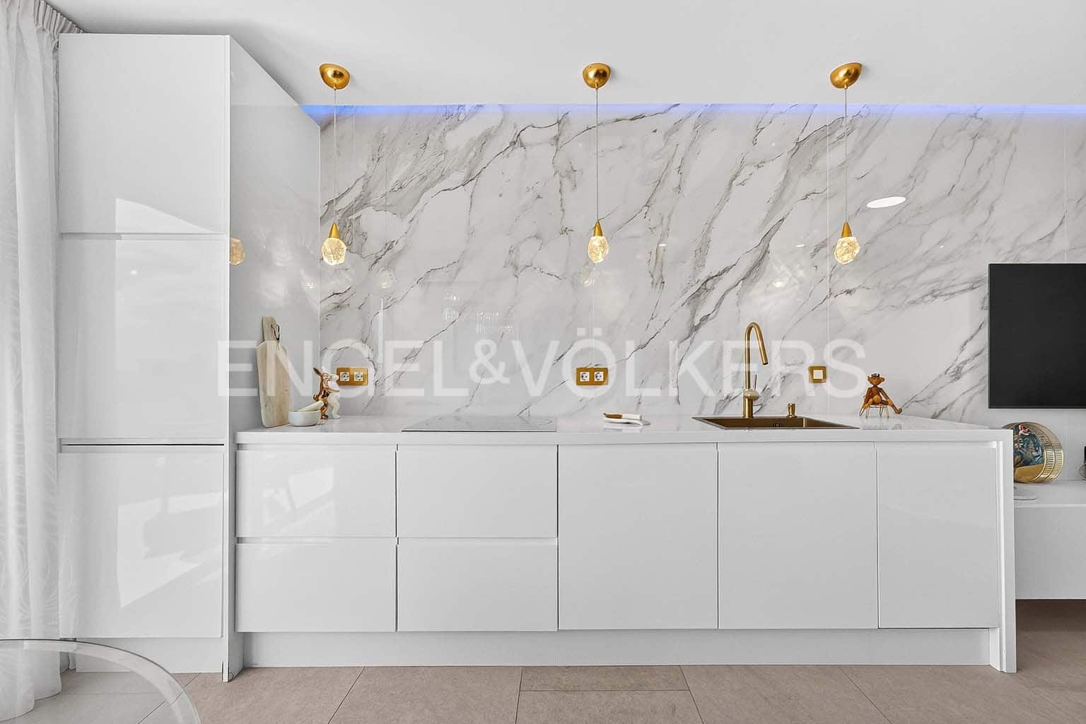 1 soverom Leilighet til salgs i Costa Adeje med svømmebasseng - € 386 000 (Ref: 10145391)