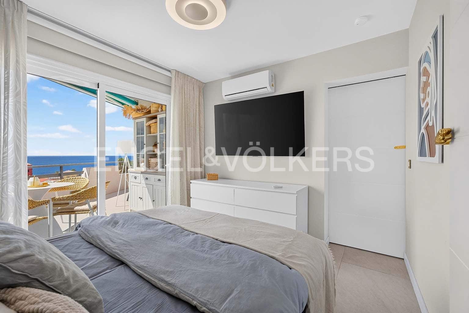 1 soverom Leilighet til salgs i Costa Adeje med svømmebasseng - € 386 000 (Ref: 10145391)