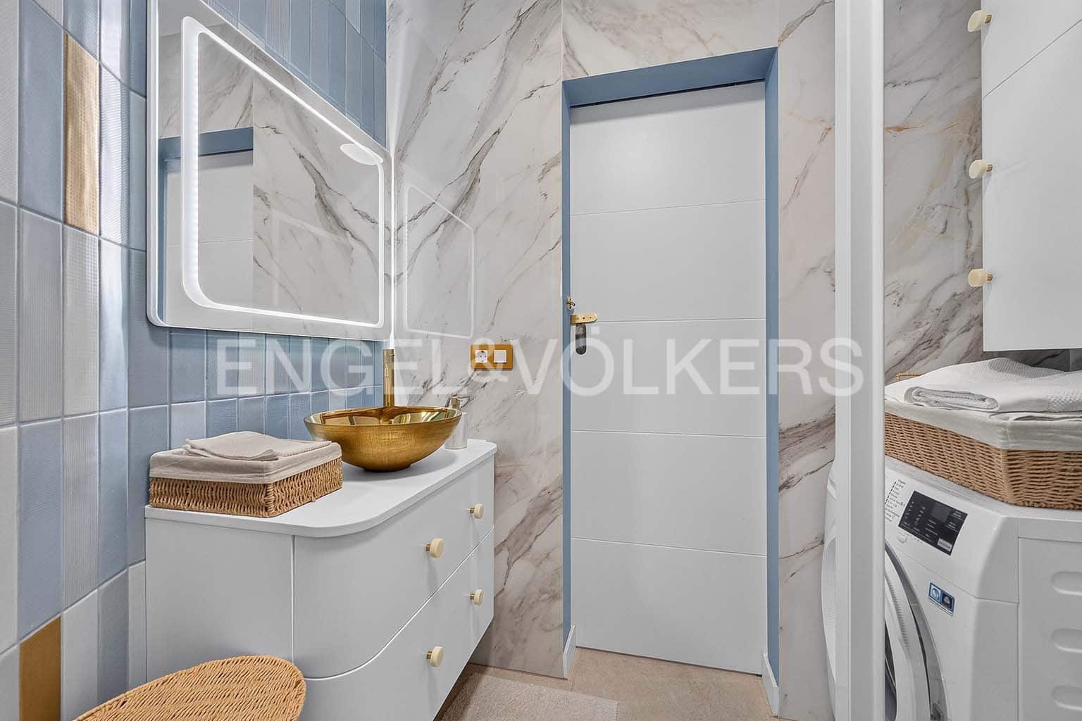 1 soverom Leilighet til salgs i Costa Adeje med svømmebasseng - € 386 000 (Ref: 10145391)