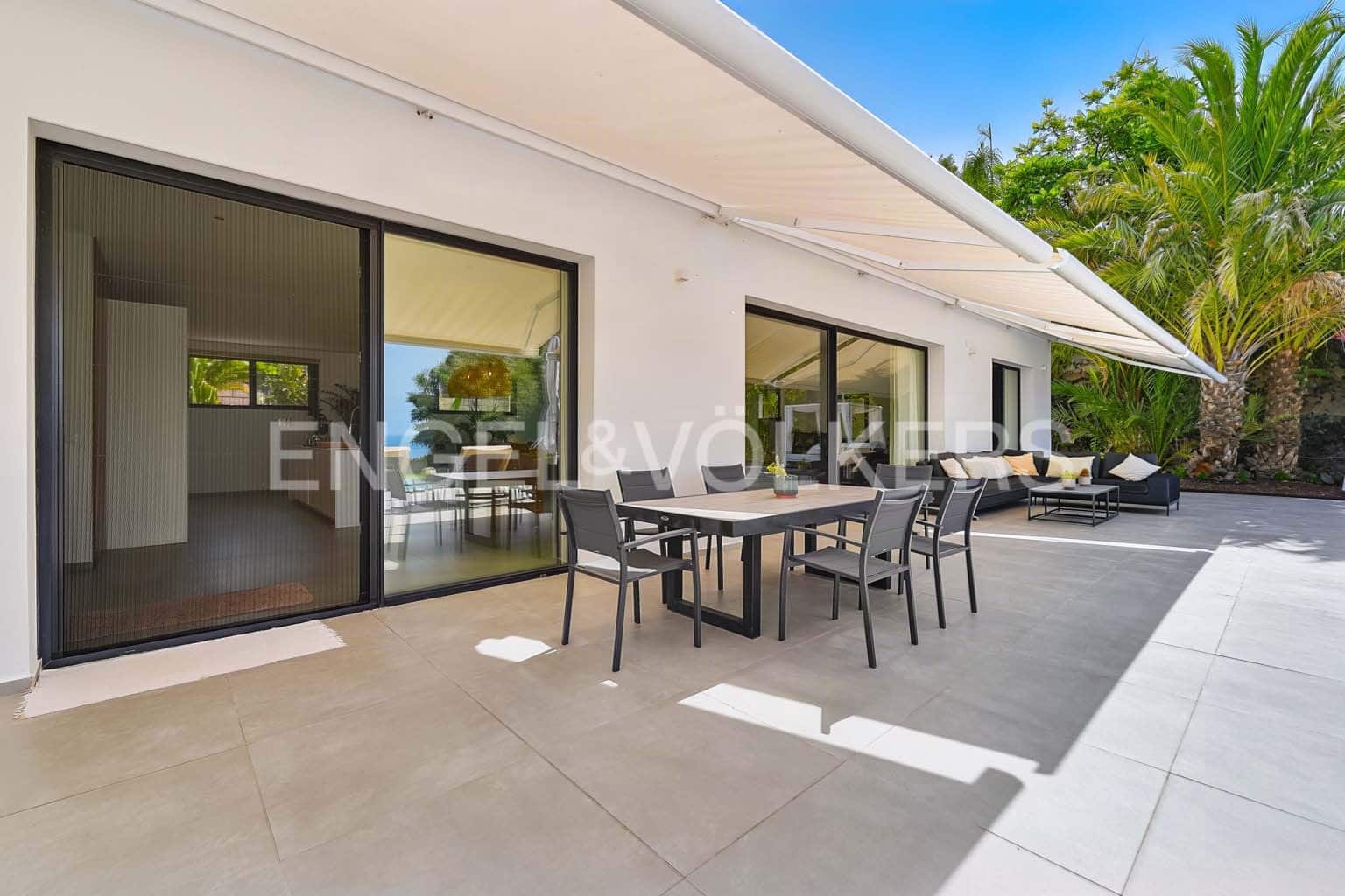 2 camera da letto Villa in vendita in Marazul con piscina garage - 2.500.000 € (Rif: 10155867)