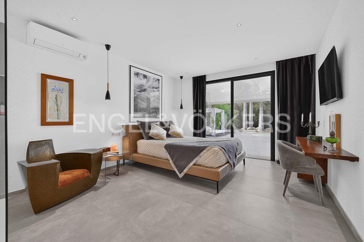 2 camera da letto Villa in vendita in Marazul con piscina garage - 2.500.000 € (Rif: 10155867)
