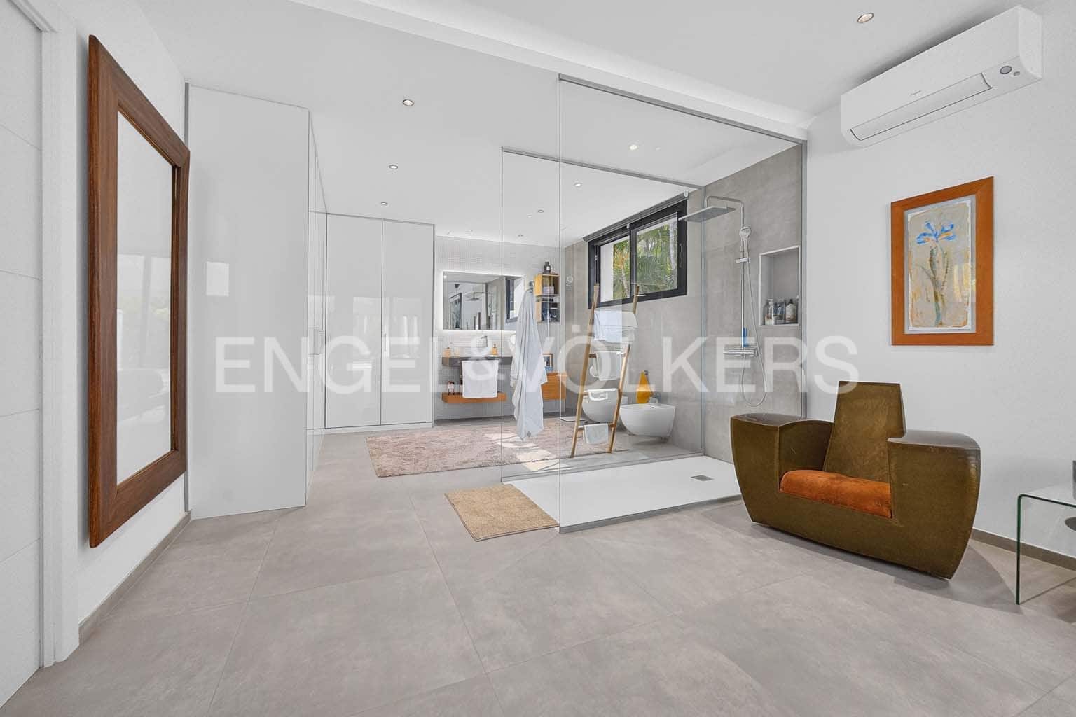 2 camera da letto Villa in vendita in Marazul con piscina garage - 2.500.000 € (Rif: 10155867)