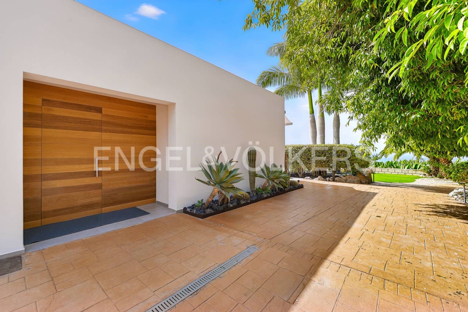 2 camera da letto Villa in vendita in Marazul con piscina garage - 2.500.000 € (Rif: 10155867)