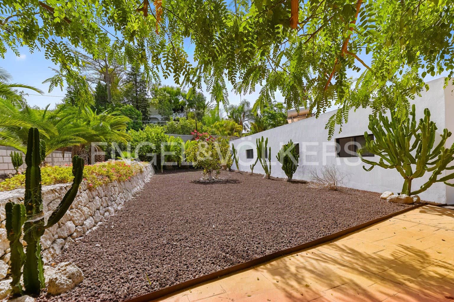 2 camera da letto Villa in vendita in Marazul con piscina garage - 2.500.000 € (Rif: 10155867)