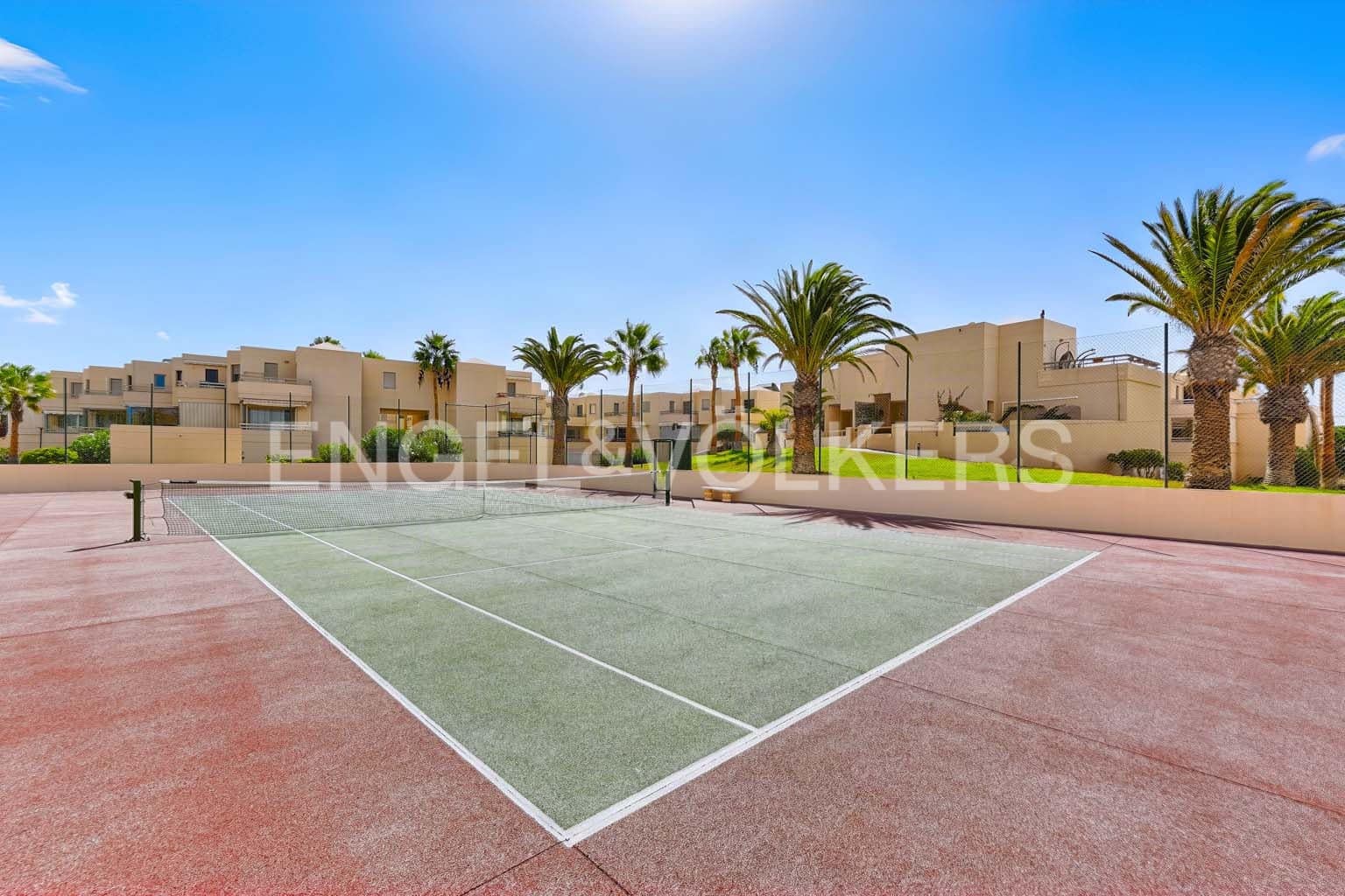 2 bedroom Villa for sale in La Tejita with pool garage - € 440,000 (Ref: 10155868)