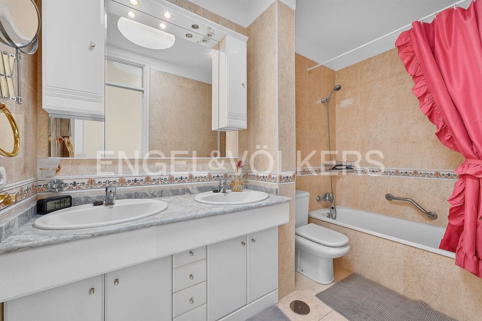 2 chambre Villa/Maison à vendre à Callao Salvaje avec piscine garage - 348 000 € (Ref: 10172289)