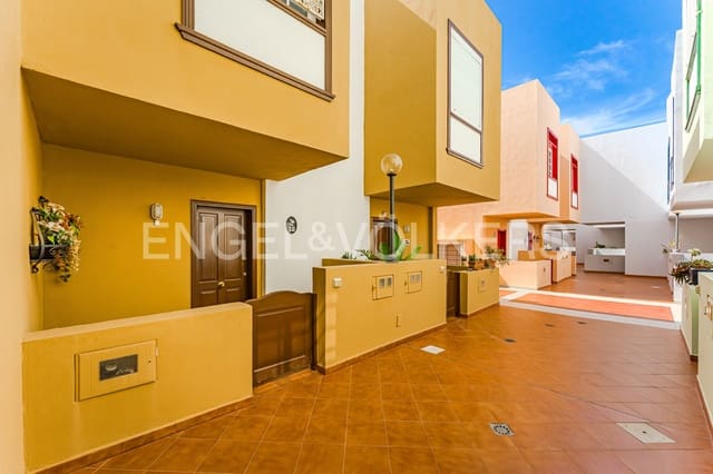 2 soverom Villa til salgs i Callao Salvaje, Adeje med svømmebasseng garasje - € 348 000 (Ref: 10172289)