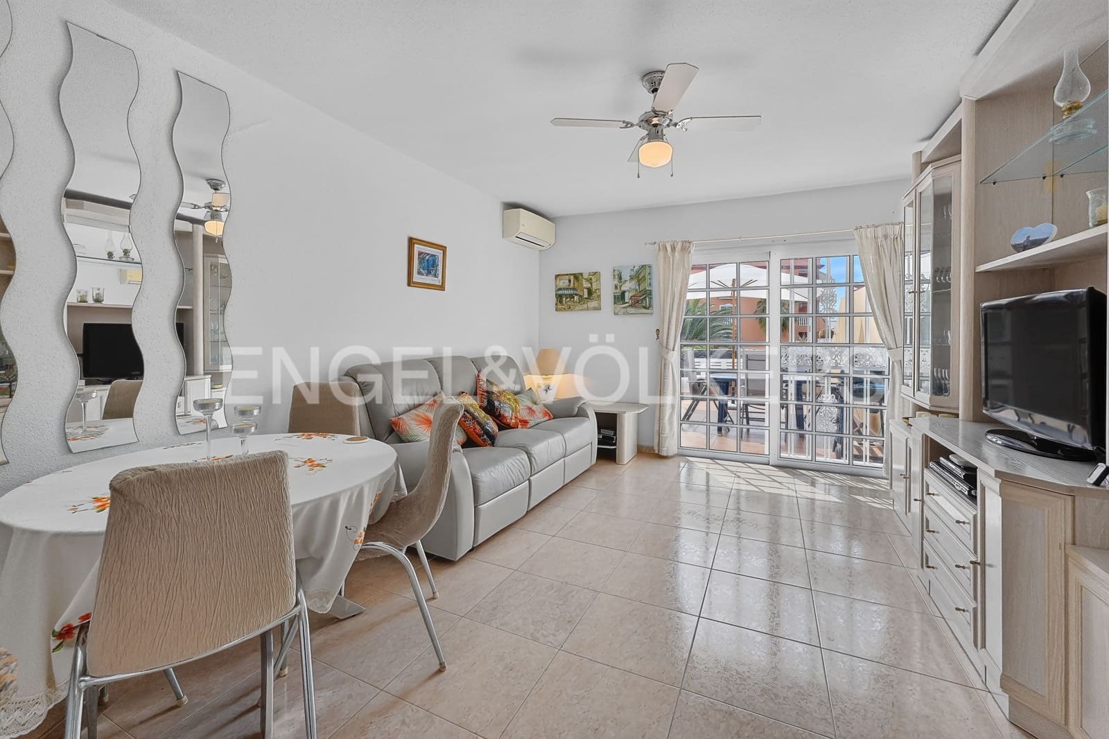 2 chambre Villa/Maison à vendre à Callao Salvaje avec piscine garage - 348 000 € (Ref: 10172289)