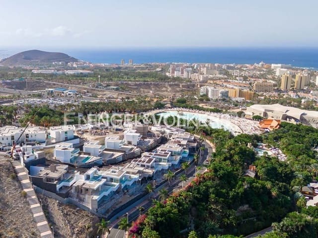 3 bedroom Villa for sale in Costa Adeje, Adeje with pool - € 2,700,000 (Ref: 7019838)