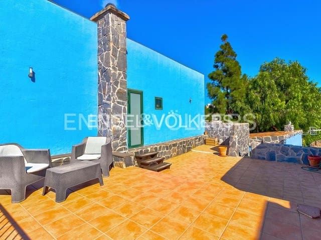 4 soveværelse Villa til salg i Charco del Pino, Granadilla de Abona med garage - € 489.000 (Ref: 7143265)