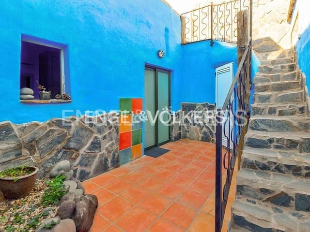 4 soveværelse Villa til salg i Charco del Pino, Granadilla de Abona med garage - € 489.000 (Ref: 7143265)