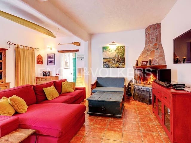 4 slaapkamer Villa te koop in Charco del Pino, Granadilla de Abona met garage - € 489.000 (Ref: 7143265)