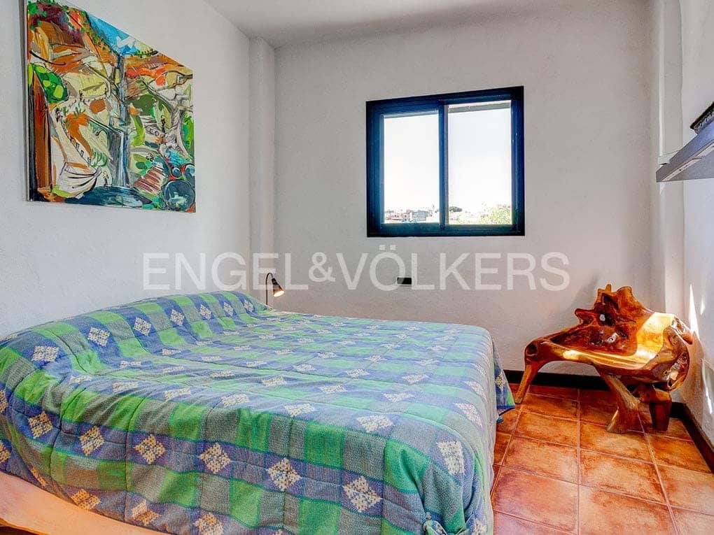 4 soveværelse Villa til salg i Charco del Pino med garage - € 489.000 (Ref: 7143265)