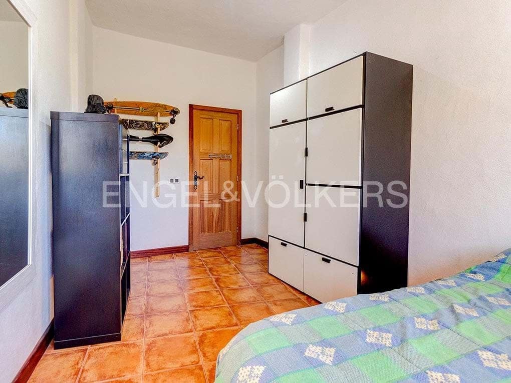 4 soveværelse Villa til salg i Charco del Pino med garage - € 489.000 (Ref: 7143265)