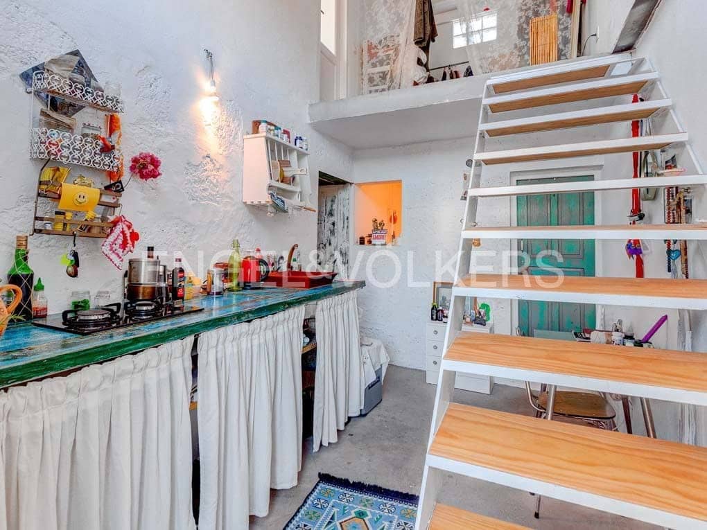 10 bedroom Villa for sale in Granadilla de Abona with garage - € 660,000 (Ref: 7430028)