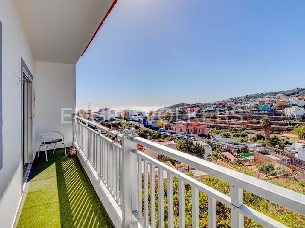 10 bedroom Villa for sale in Granadilla de Abona with garage - € 660,000 (Ref: 7430028)