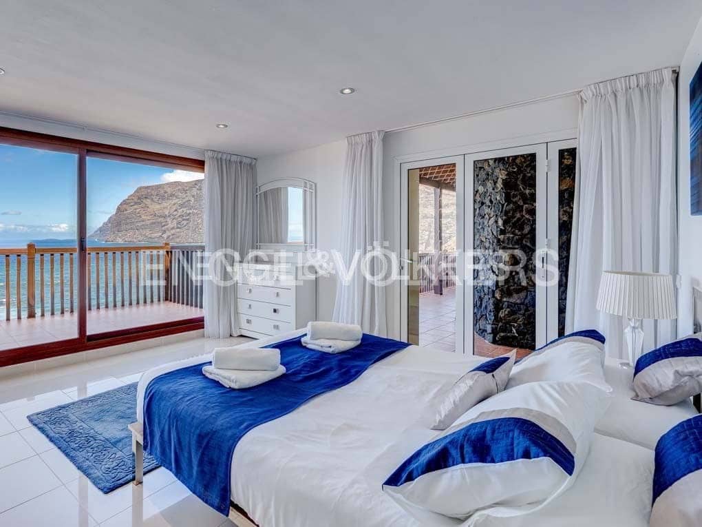 6 soveværelse Villa til salg i Los Gigantes med swimmingpool - € 3.900.000 (Ref: 7588652)