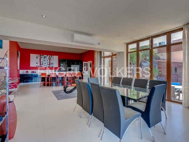 6 soveværelse Villa til salg i Los Gigantes, Santiago del Teide med swimmingpool - € 3.900.000 (Ref: 7588652)