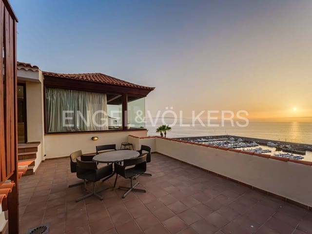 6 soveværelse Villa til salg i Los Gigantes, Santiago del Teide med swimmingpool - € 3.900.000 (Ref: 7588652)