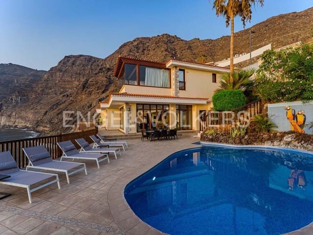 6 soveværelse Villa til salg i Los Gigantes, Santiago del Teide med swimmingpool - € 3.900.000 (Ref: 7588652)