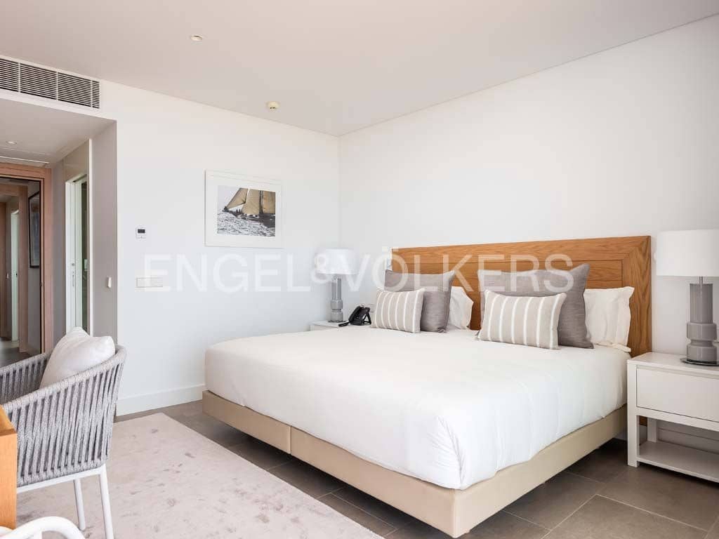 2 bedroom Apartment for sale in Guia de Isora with pool - € 900,000 (Ref: 7776805)