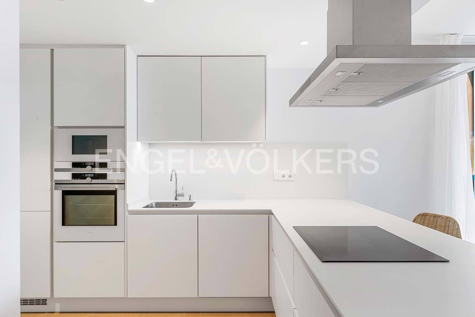 Apartamento de 2 habitaciones en Guía de Isora en venta con piscina - 945.000 € (Ref: 7776805)