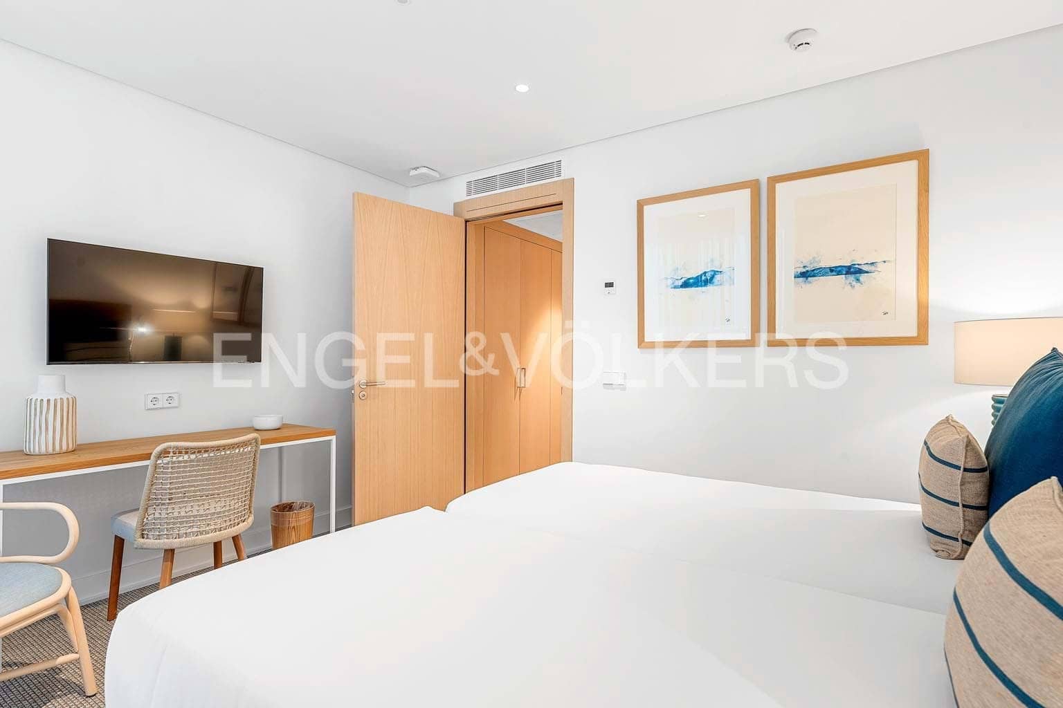 Apartamento de 2 habitaciones en Guía de Isora en venta con piscina - 945.000 € (Ref: 7776805)
