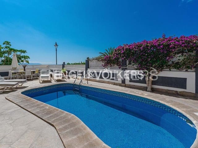 3 soveværelse Villa til salg i Los Gigantes, Santiago del Teide med swimmingpool - € 545.000 (Ref: 7776812)