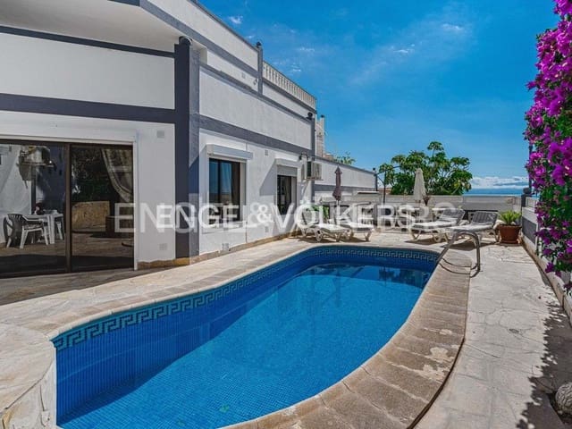 3 soveværelse Villa til salg i Los Gigantes, Santiago del Teide med swimmingpool - € 545.000 (Ref: 7776812)