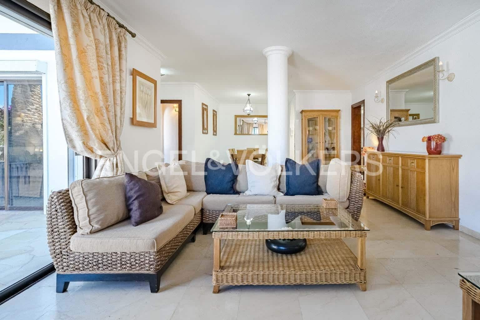 3 soveværelse Villa til salg i Los Gigantes med swimmingpool - € 545.000 (Ref: 7776812)