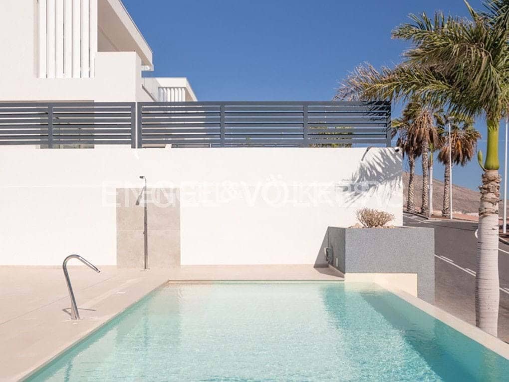 3 soveværelse Villa til salg i Adeje med swimmingpool garage - € 1.912.900 (Ref: 7776818)