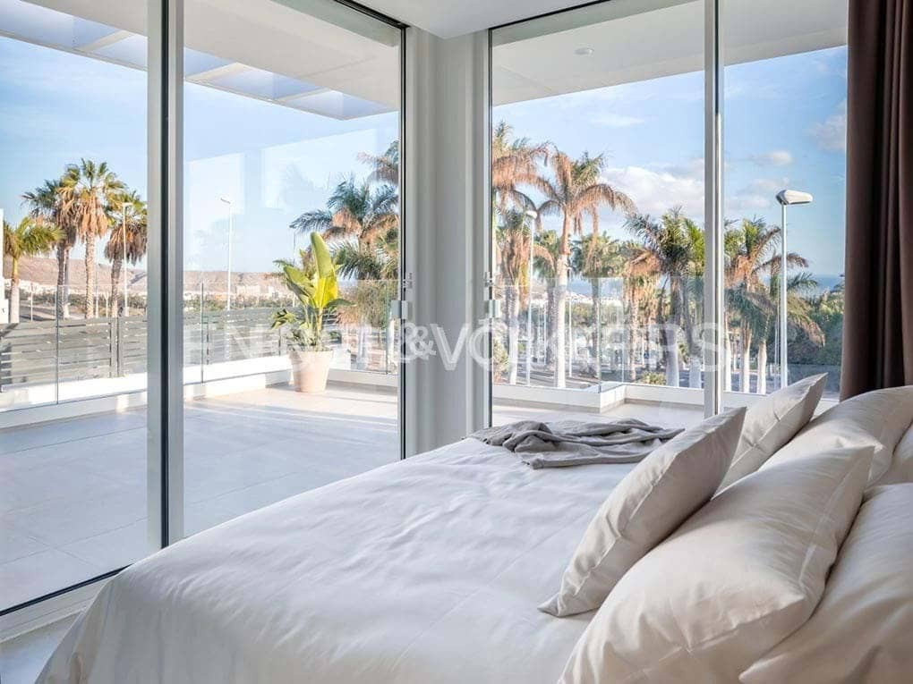 3 soveværelse Villa til salg i Adeje med swimmingpool garage - € 1.912.900 (Ref: 7776818)