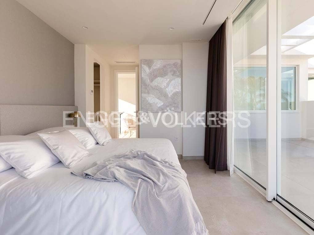 3 soveværelse Villa til salg i Adeje med swimmingpool garage - € 1.912.900 (Ref: 7776818)