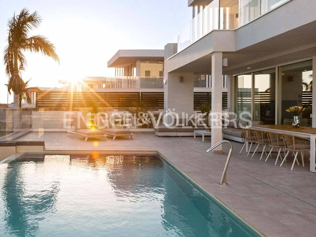 3 soveværelse Villa til salg i Adeje med swimmingpool garage - € 1.912.900 (Ref: 7776818)