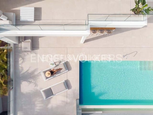 3 bedroom Villa for sale in Adeje with pool garage - € 1,912,900 (Ref: 7776818)