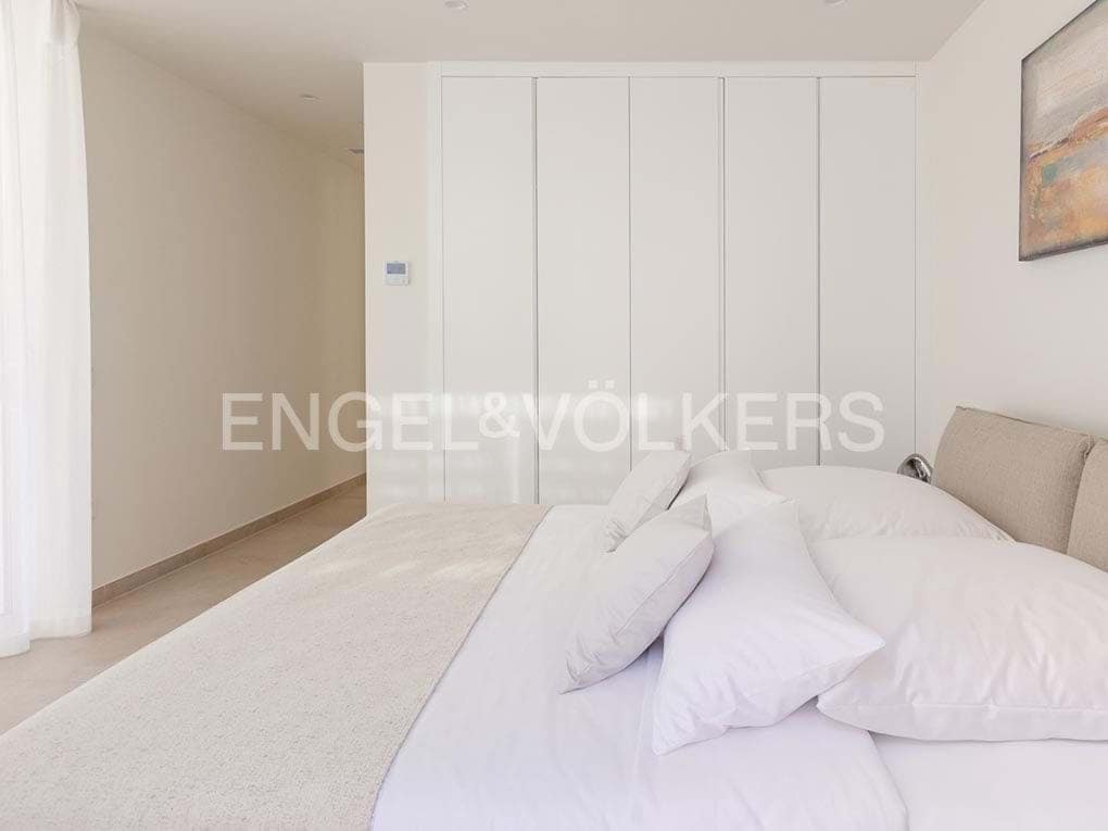 3 bedroom Villa for sale in Adeje with pool garage - € 1,912,900 (Ref: 7776818)