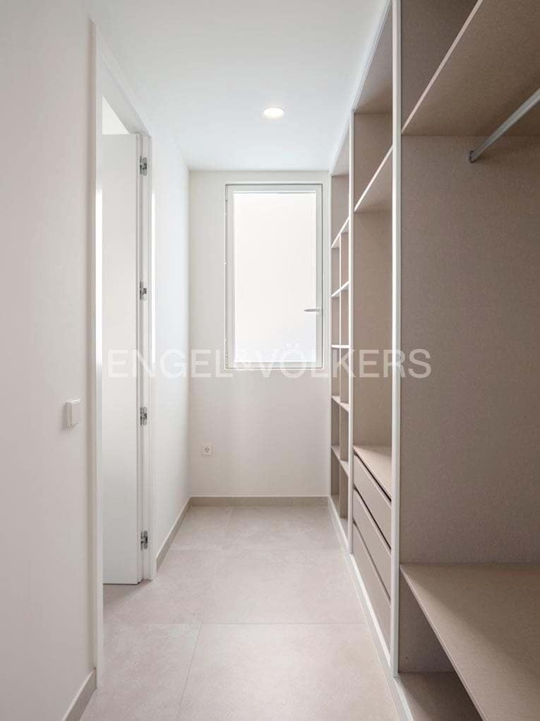 3 bedroom Villa for sale in Adeje with pool garage - € 1,912,900 (Ref: 7776818)