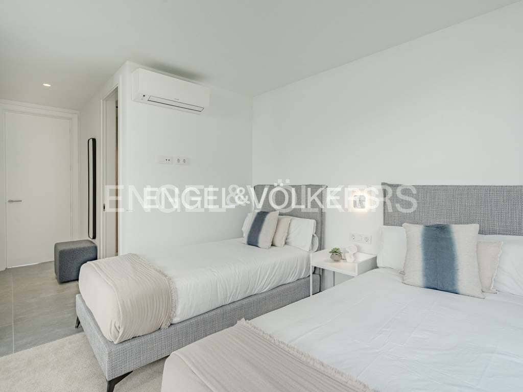 3 soveværelse Villa til salg i Marazul med swimmingpool - € 1.749.000 (Ref: 7776826)