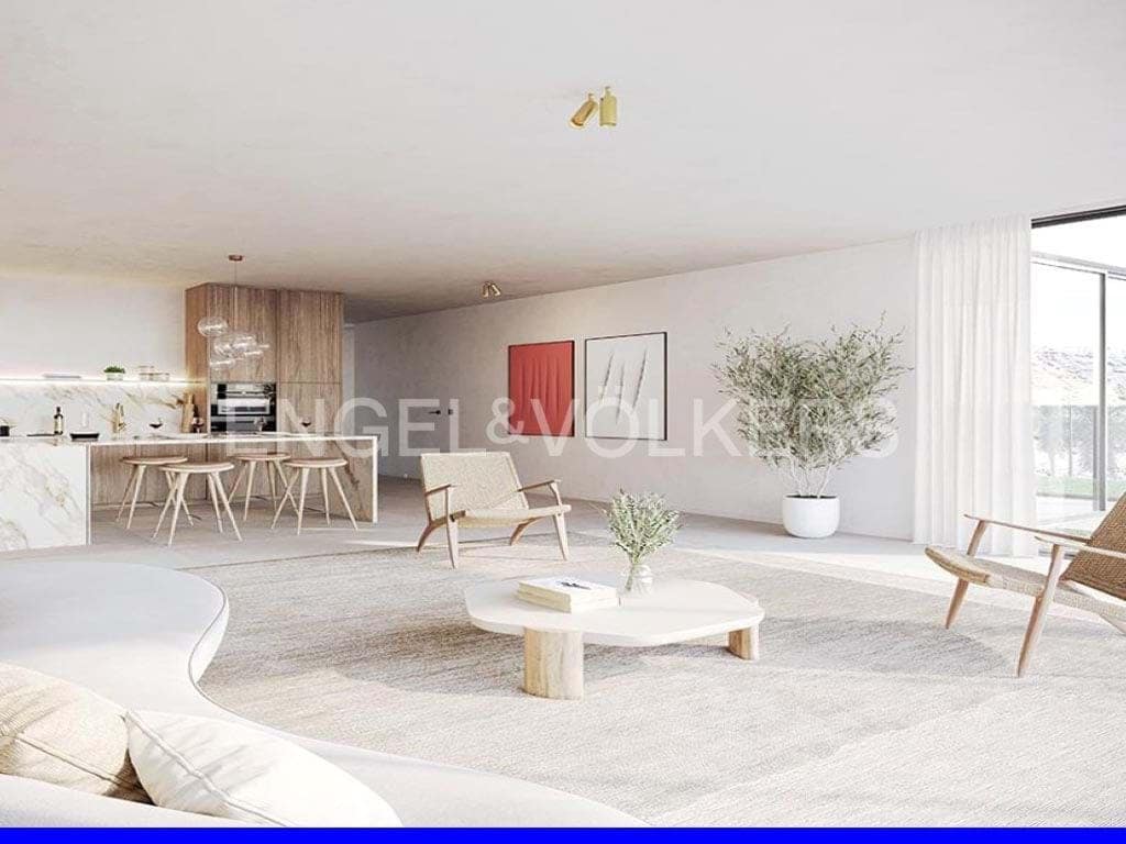 3 bedroom Villa for sale in Marazul with pool garage - € 1,525,000 (Ref: 7776829)