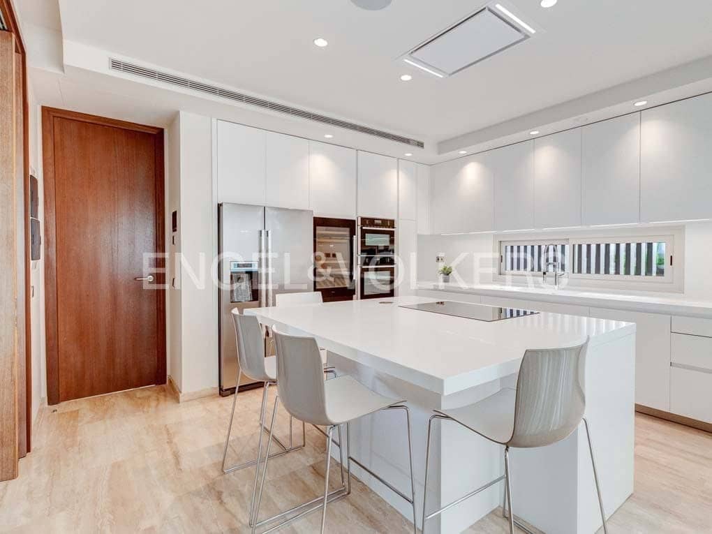 5 soveværelse Villa til salg i Costa Adeje med swimmingpool garage - € 4.300.000 (Ref: 7776833)