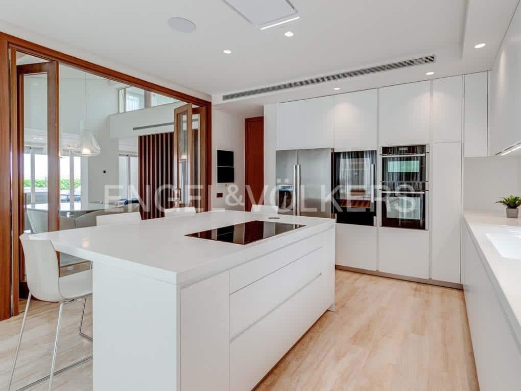 5 soveværelse Villa til salg i Costa Adeje med swimmingpool garage - € 4.300.000 (Ref: 7776833)