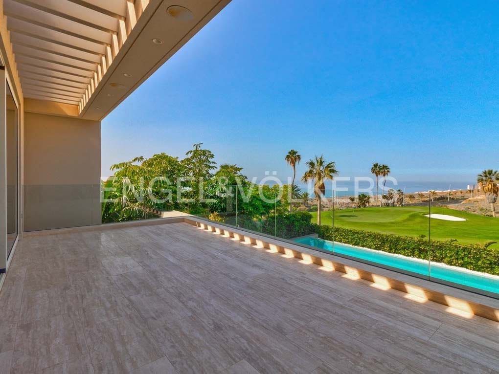 5 soveværelse Villa til salg i Costa Adeje med swimmingpool garage - € 4.300.000 (Ref: 7776833)
