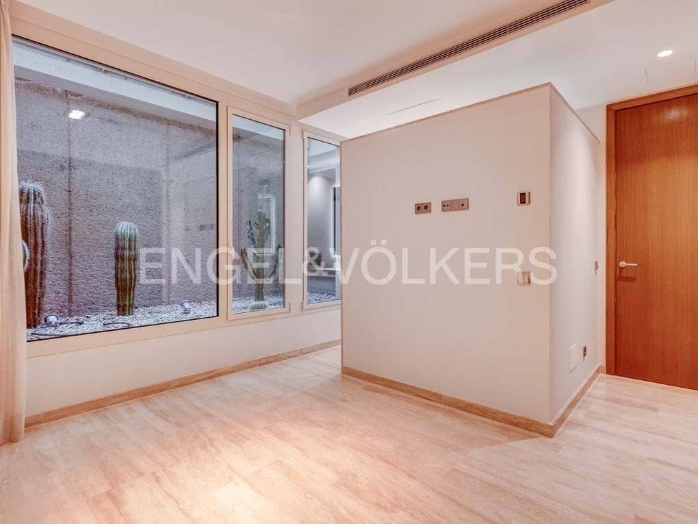 5 soveværelse Villa til salg i Costa Adeje med swimmingpool garage - € 4.300.000 (Ref: 7776833)