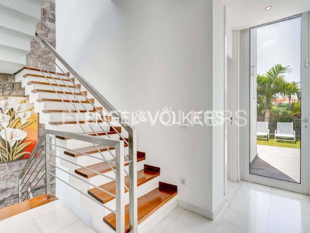 5 soveværelse Villa til salg i Costa Adeje med swimmingpool garage - € 3.200.000 (Ref: 7788536)