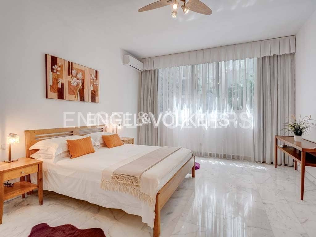 5 soveværelse Villa til salg i Costa Adeje med swimmingpool garage - € 3.200.000 (Ref: 7788536)