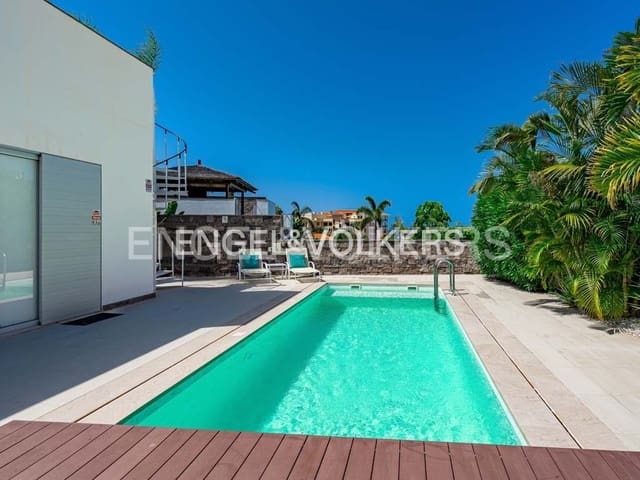 5 soveværelse Villa til salg i Costa Adeje, Adeje med swimmingpool garage - € 3.200.000 (Ref: 7788536)