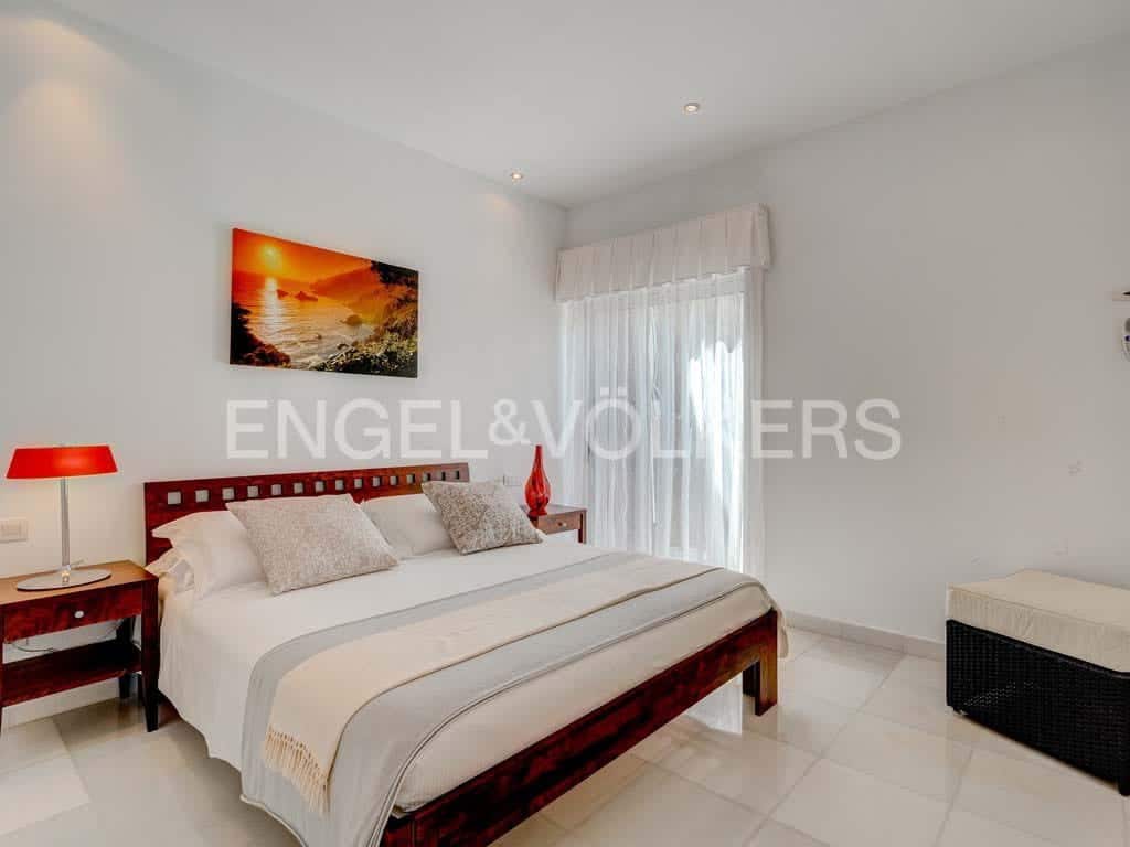 5 soveværelse Villa til salg i Costa Adeje med swimmingpool garage - € 3.200.000 (Ref: 7788536)